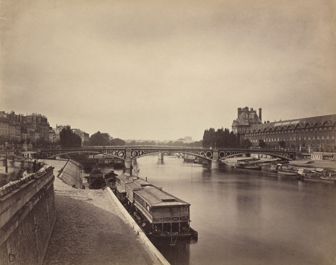 Fotó: Gustave Le Gray: The Pont du Carrousel, Paris: View to the West from the Pont des Arts, 1856-1858
