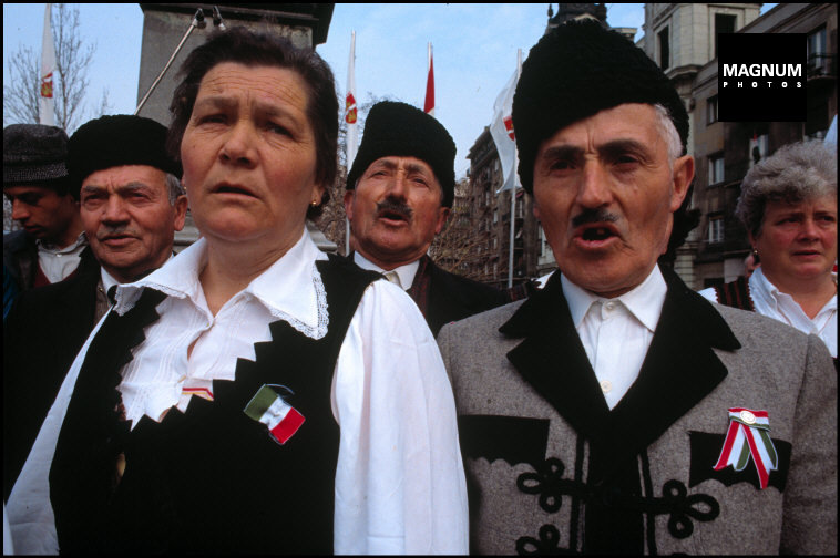 Fotó: A. Abba: Budapest. Az Országgyűlési választások napján, 1990. március © A. Abbas/Magnum Photos<br />