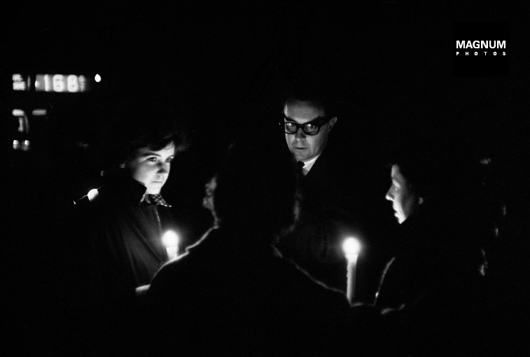 Fotó: René Burri: New York-i áramszünet, 1965. november 9. © Rene Burri/Magnum Photos