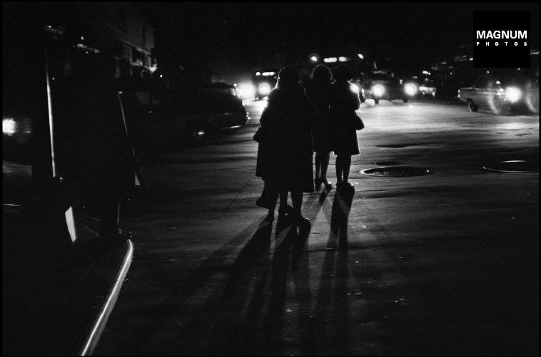 Fotó: René Burri: New York-i áramszünet, 1965. november 9. © Rene Burri/Magnum Photos