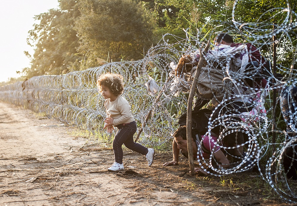 Fotó: Ujvári Sándor: Részlet a Menekültek című sorozatból, 2011-2015