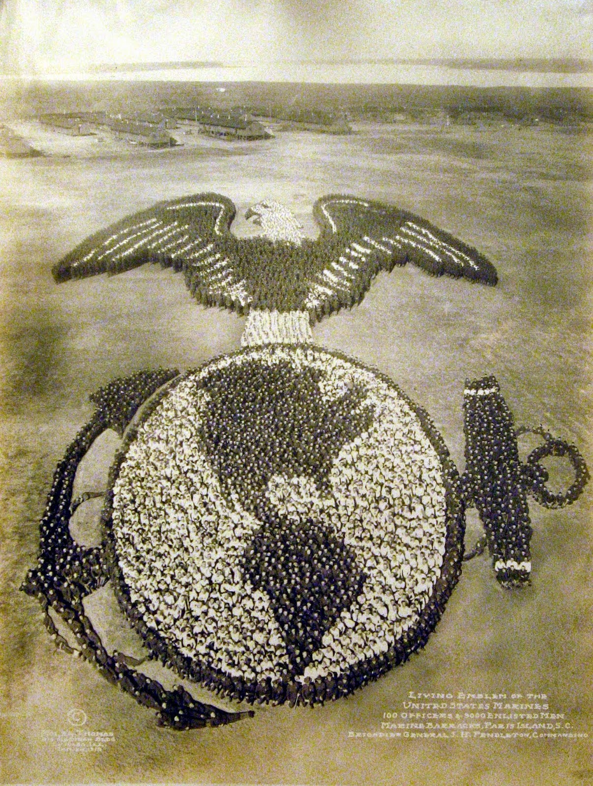 Pictures Formed by Thousands of US Soldiers during World War I (6).jpg