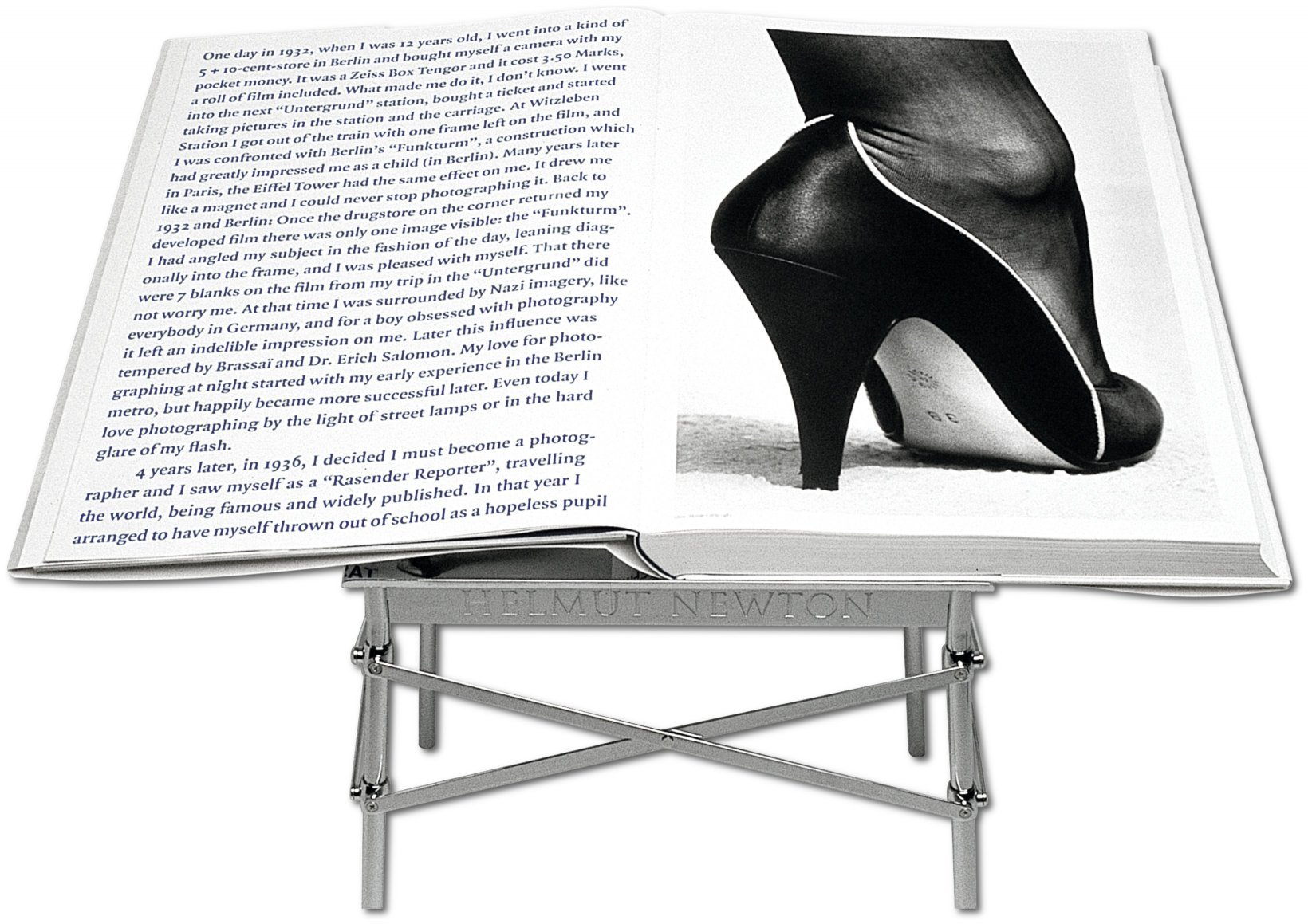 Helmut Newton: SUMO<br />Edition of 10,000<br />Helmut Newton, Philippe Starck<br />Hardcover with book stand, <br />50 x 70 cm, 464 pages<br />TASCHEN