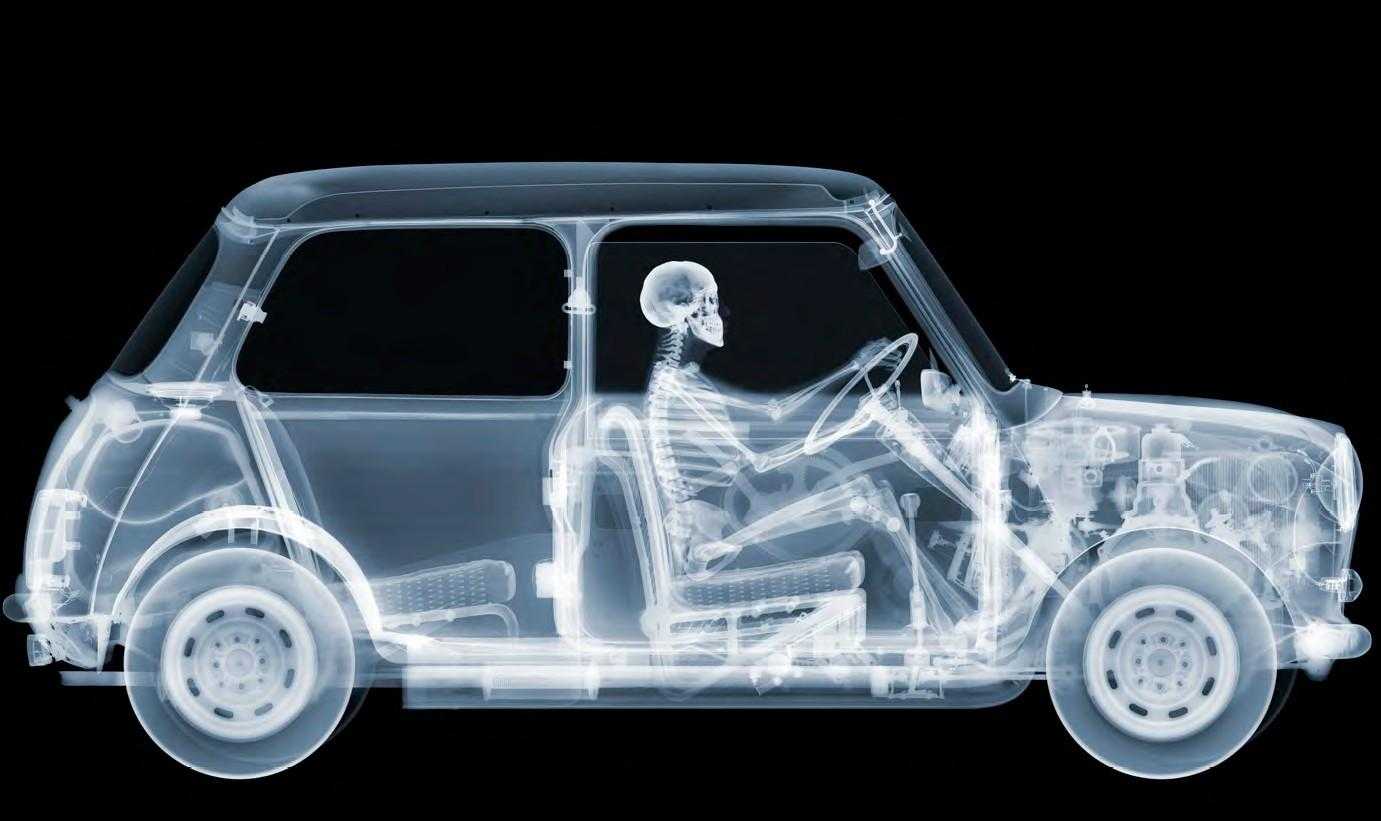 Mini-Driver-Beautiful-and-Fantastic-X-Ray-Machines-Photography-by-Nick-Veasey.jpg