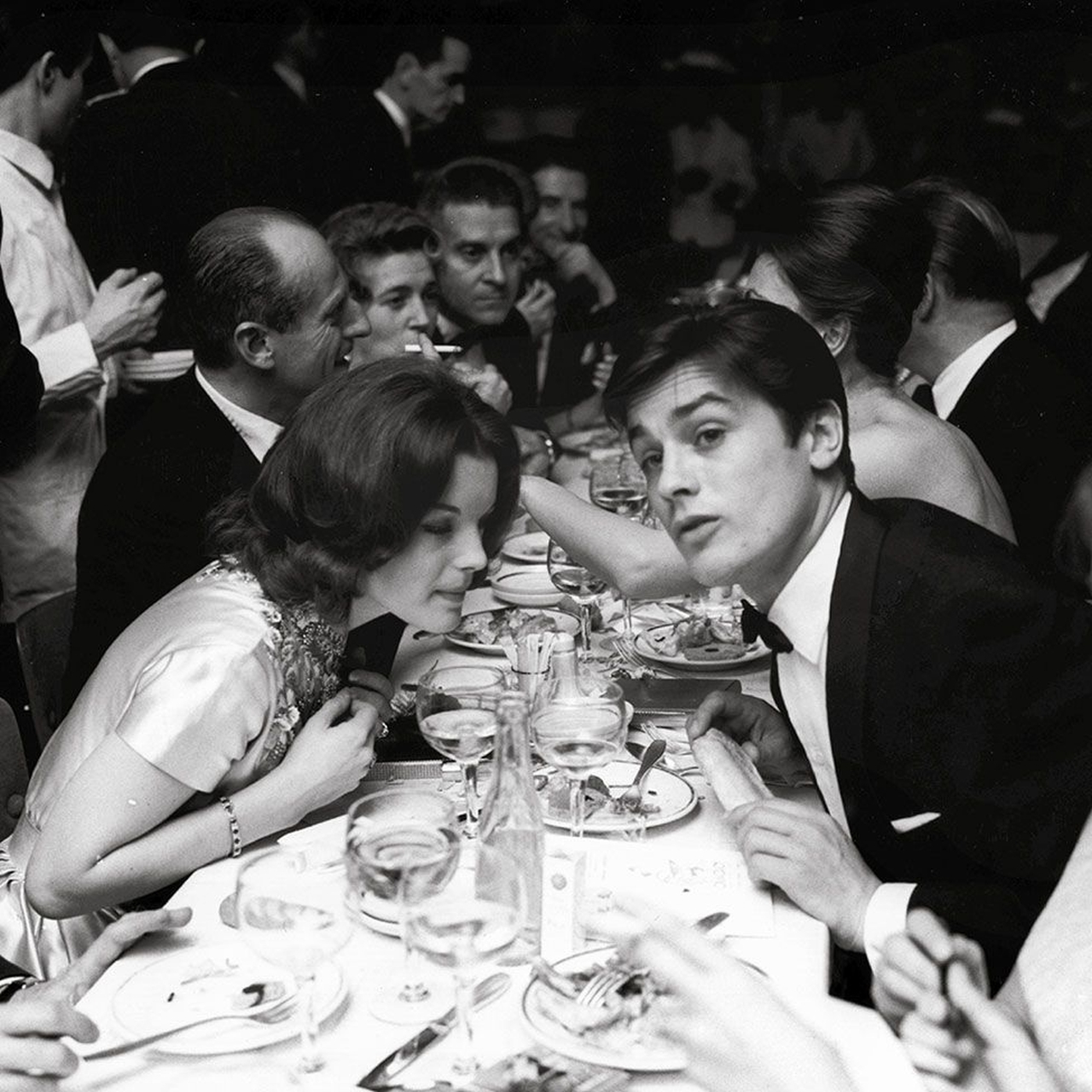 Fotó: Paul Almásy: Romy Schneider és Alain Delon, 1961, 18 x 24 cm, zselatinos ezüst, Magyar Fotográfiai Múzeum