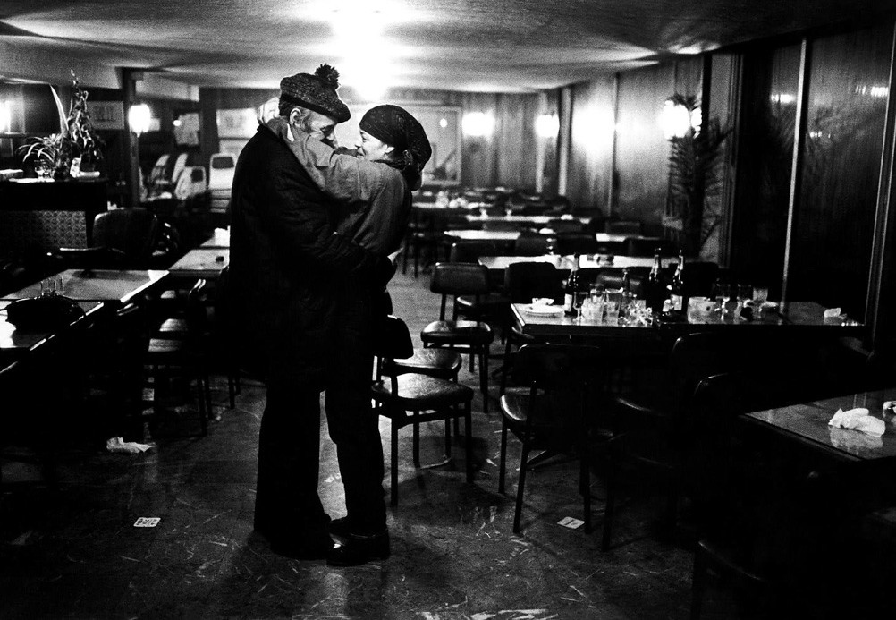 Fotó: Robert Lebeck: Romy Schneider, Quiberon, 1981 © Robert Lebeck