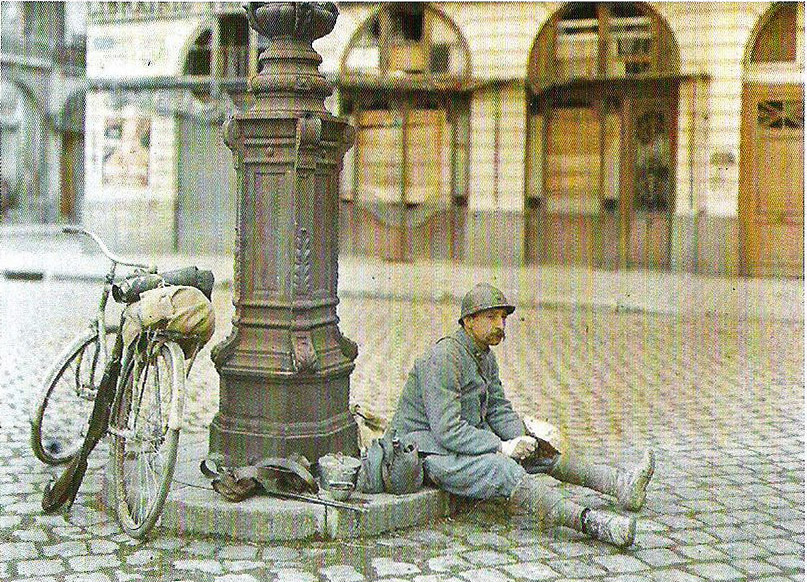 Fotó: Paul Castelnau: Royal Place, Paris, 1917. április 1. © Wikimedia Commons