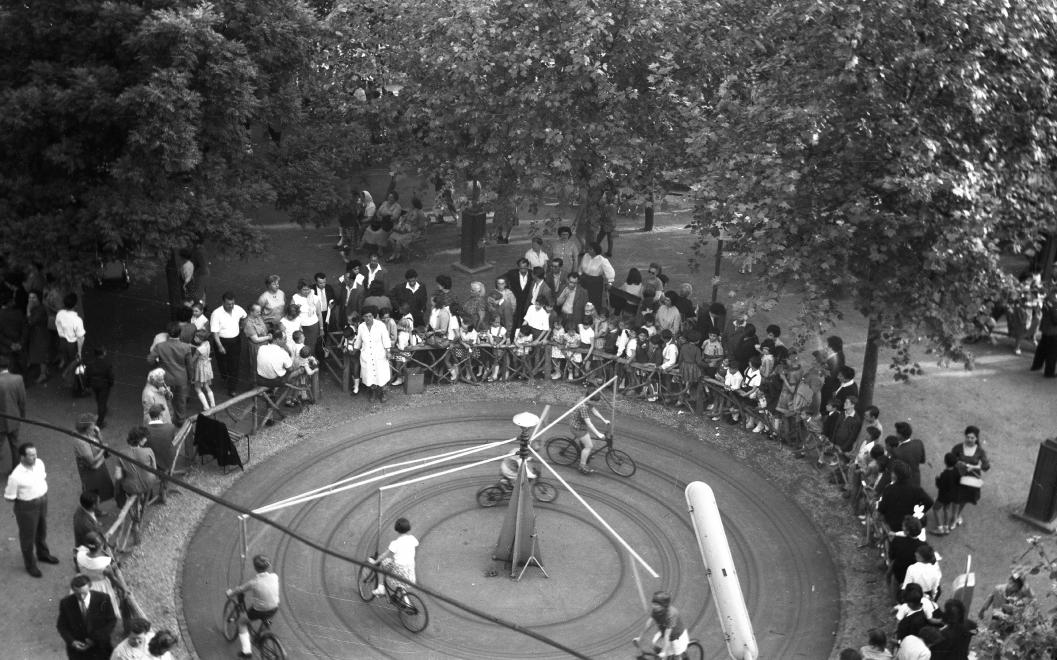 Fotó: Budapest, Vidámpark, 1958 © fortepan.hu/Korenchy László