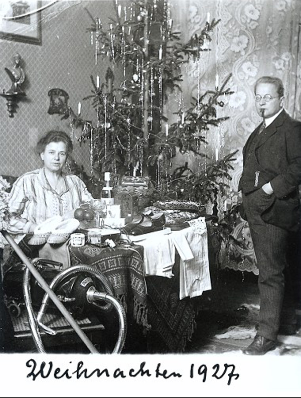 Fotó: Anna und Richard Wagner: Önarckép, 1927. karácsony © Heimatmuseum Charlottenburg