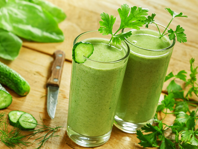 Az élet itala: zöld turmix - recept kezdőknek | Healthy drinks, Health food, Clean eating recipes