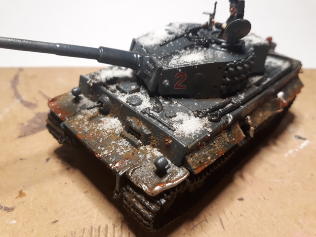 Tigris I - Panzerkampfwagen VI 1:72 makett festése és pigmentek