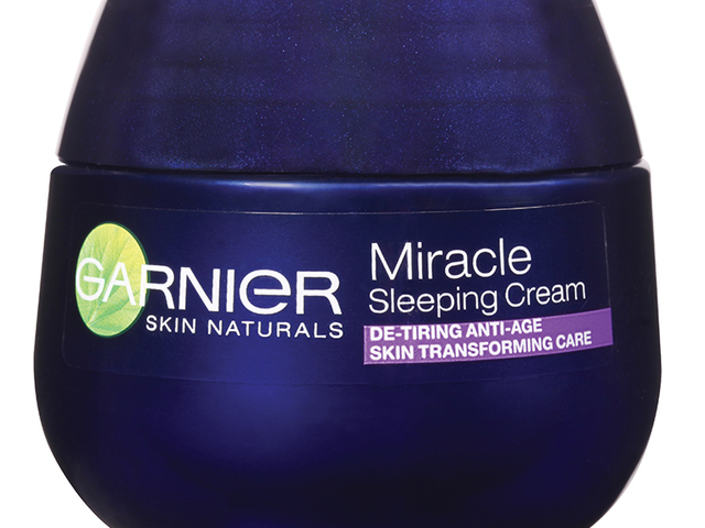 Éjszakai arckrém a bőröregedés és a fáradtság jelei ellen a Garniertől: Miracle Sleeping Cream