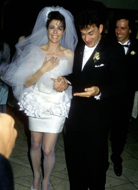 1466284099-1466198320-1988-rita-wilson-and-tom-hanks-wedding-dress.jpg