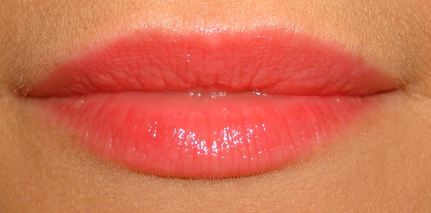 50's Dream Miss Pupa lipstick test (3).JPG