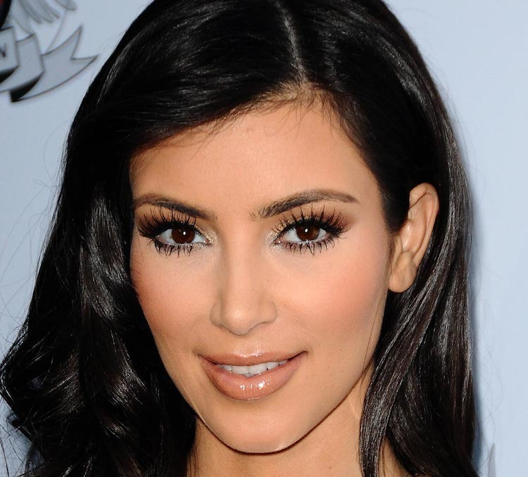 kim-kardashian-eyelashes.jpg