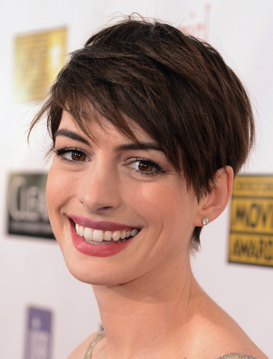 Anne-Hathaway.jpg