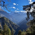 Annapurna Körtúra 3.nap (11.19.): Túravezetővel bővülünk