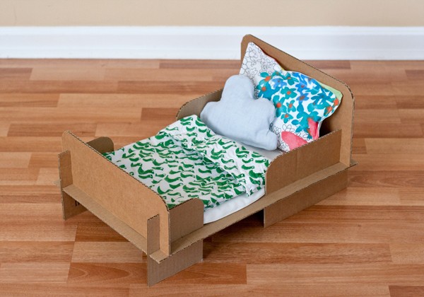 Cardboard-Bed-DIY-4.jpg