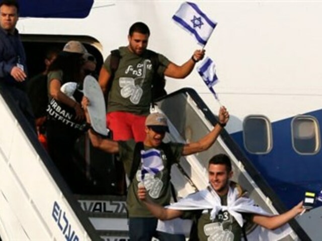 A zsidó bevándorlásról is lesz nemzeti konzultáció?