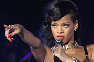 Rihanna a Szigeten: bukás és hazugság