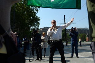 A Jobbik és Gaudi-Nagy Tamás, hazaárulók és köpködők