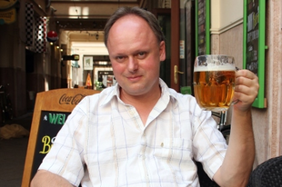 Igaz magyar ember is koccinthat sörrel – interjú a sörtörténésszel