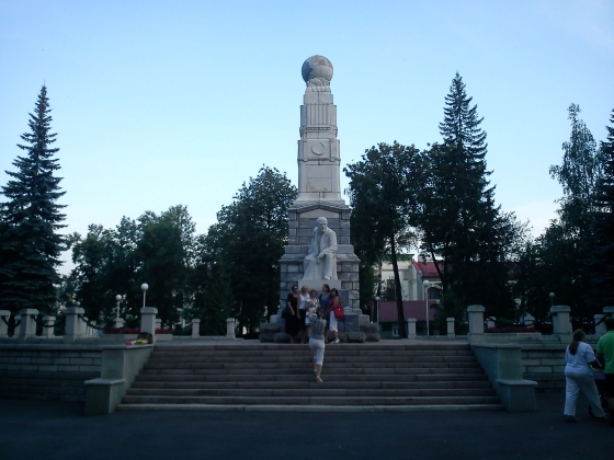 ufa lenin 20120706171708.JPG