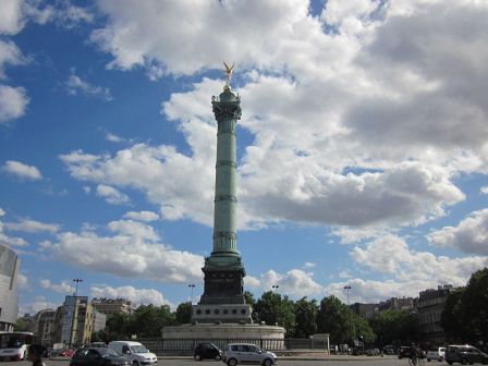 Miskolczy - Bastille-tér.jpg