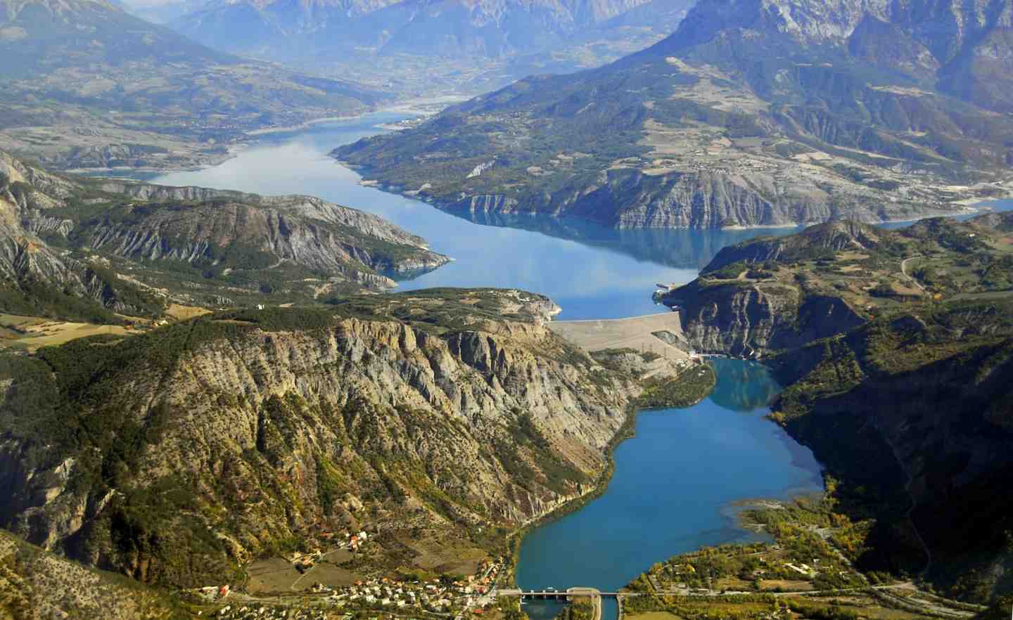 lac-barrage-de-serre-pon_on.jpg