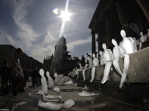 Ice Ghosts - Minimum Monument Project by Nele Azevedo