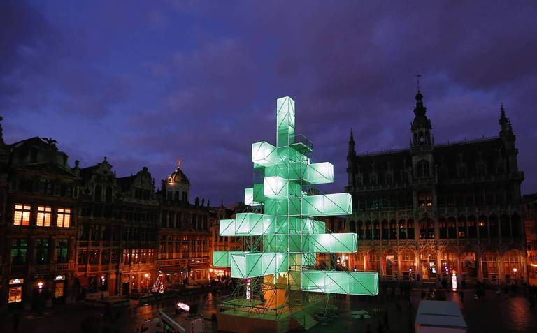 chi-chi-pod-belgium-tree-20121129.jpg