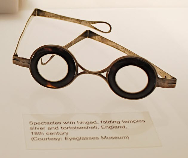 eyeglasses13 18th century4.JPG