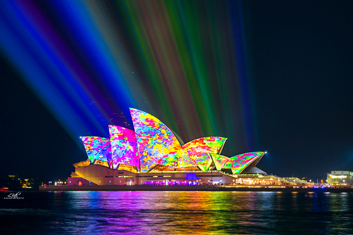 vivid2014 01.png