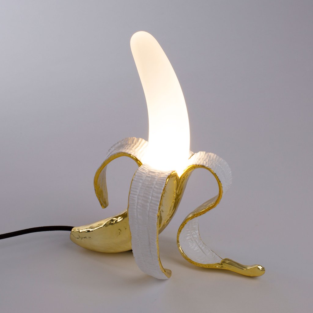 seletti-banana-lamp04.jpg