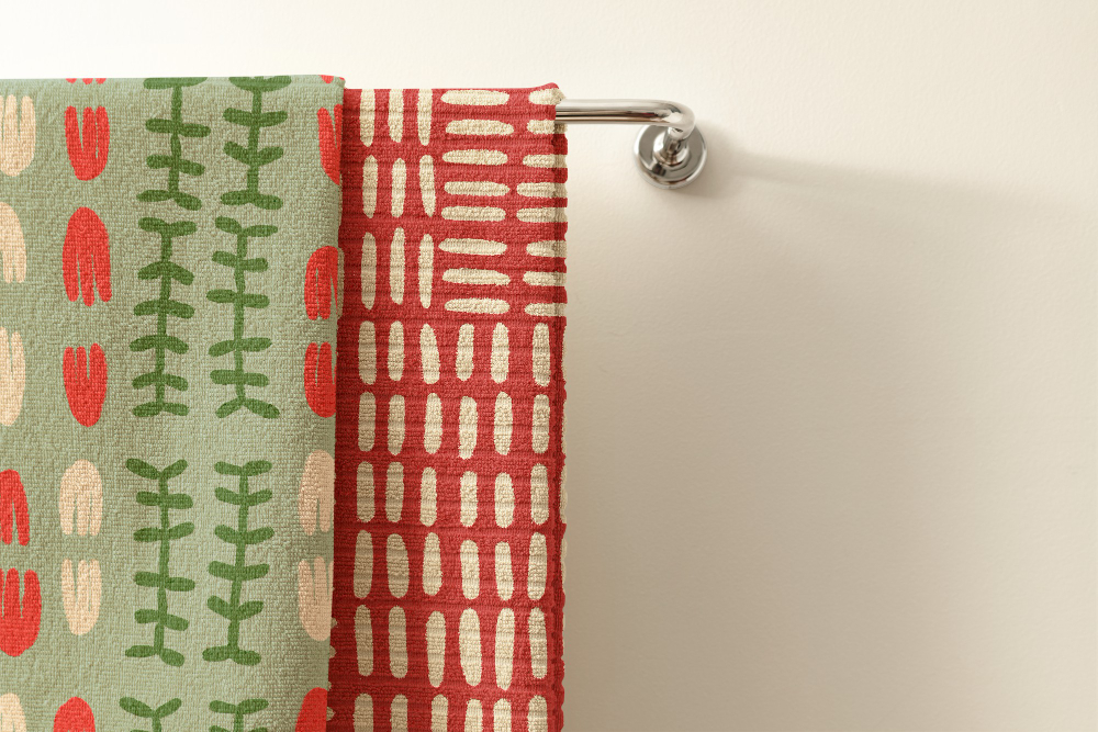 vintage-ethnic-pattern-towels-green-red-with-design-space.jpg