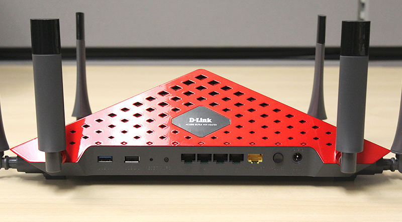 dlink-dir890-ports.jpg