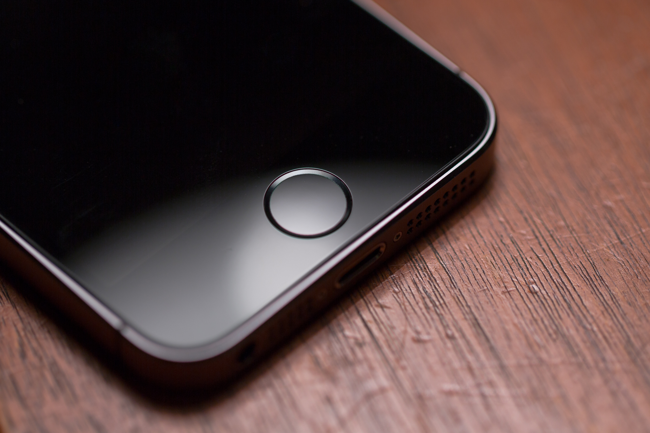 iphone-5s-home-button-touch-id.jpg
