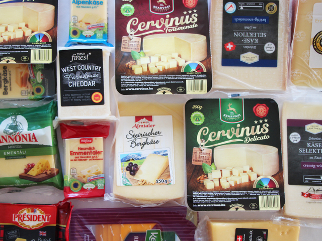 Kemény sajtok vaktesztje: melyik a legfinomabb?