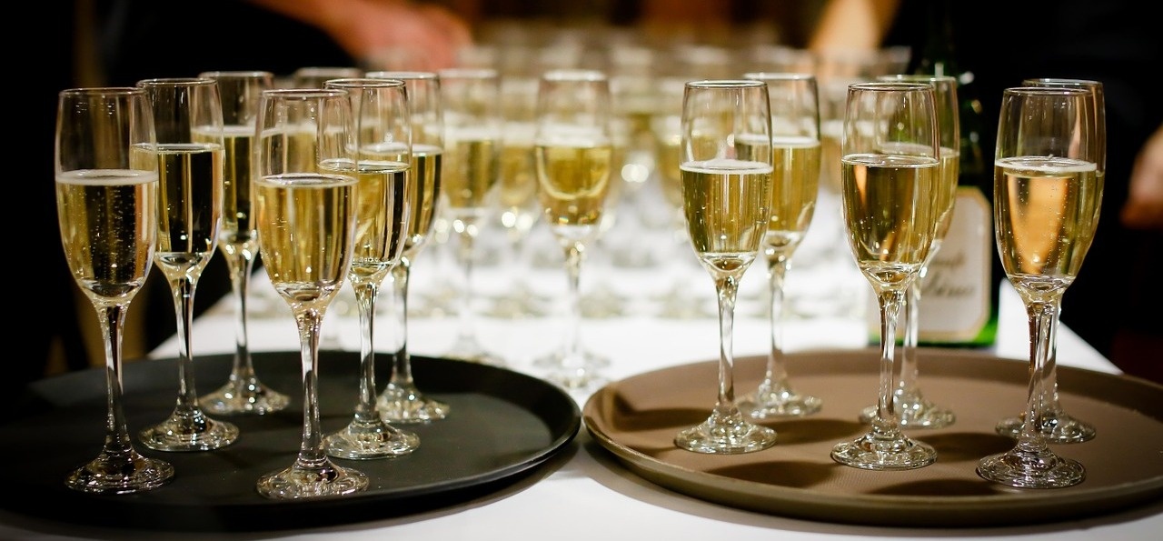 champagne-tasting-evening-london-1920x1080-resize.jpg