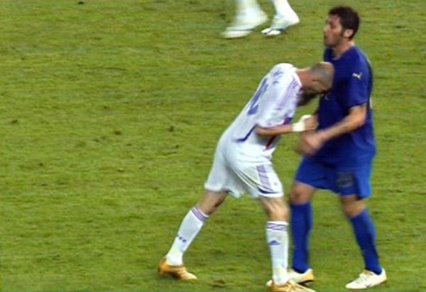 zidane_uderzyl_materazzi_1108770.jpg
