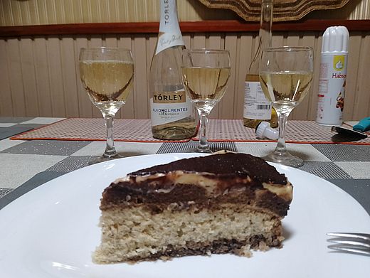 vega-tiramisu-torta-20250307a.jpg