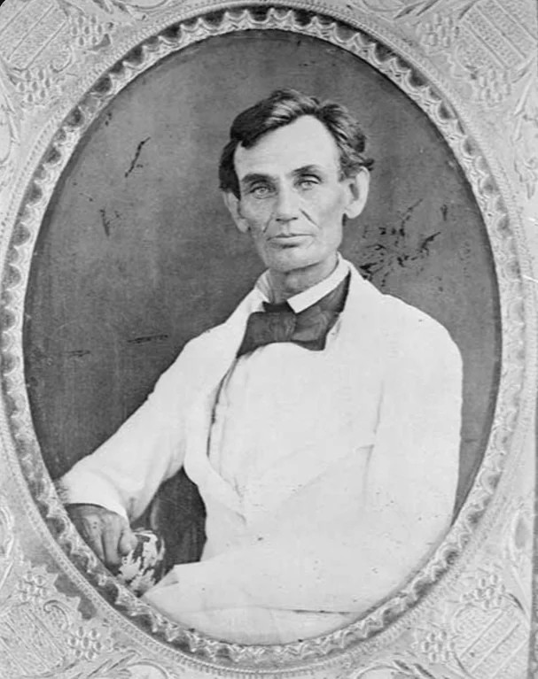 Abraham Lincoln meglepő, de szakáll nélkül - Beardstown, Illinois, 1858