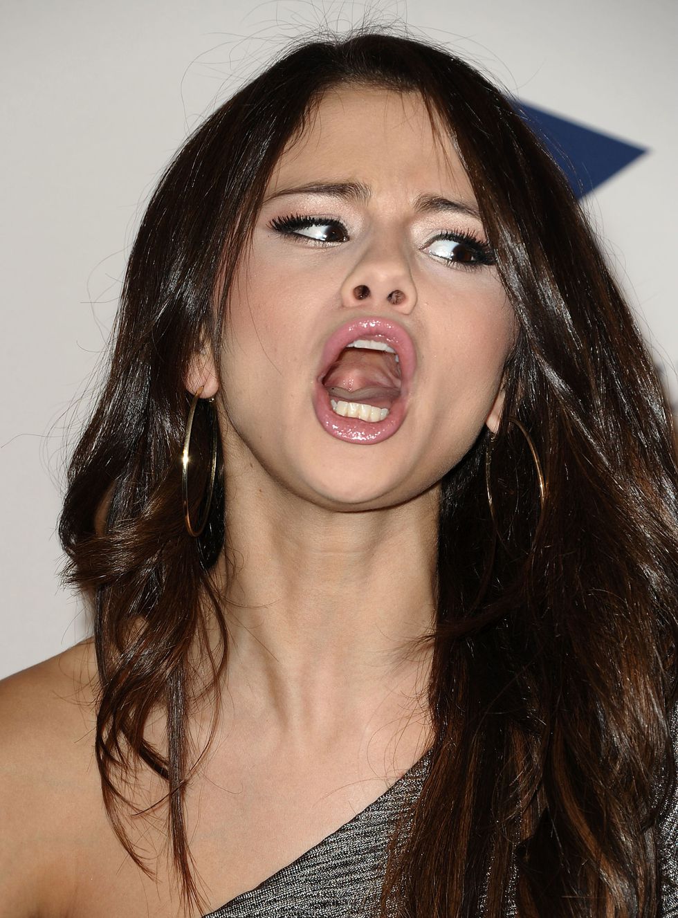 Selena Gomez nyilvánosan skálázik