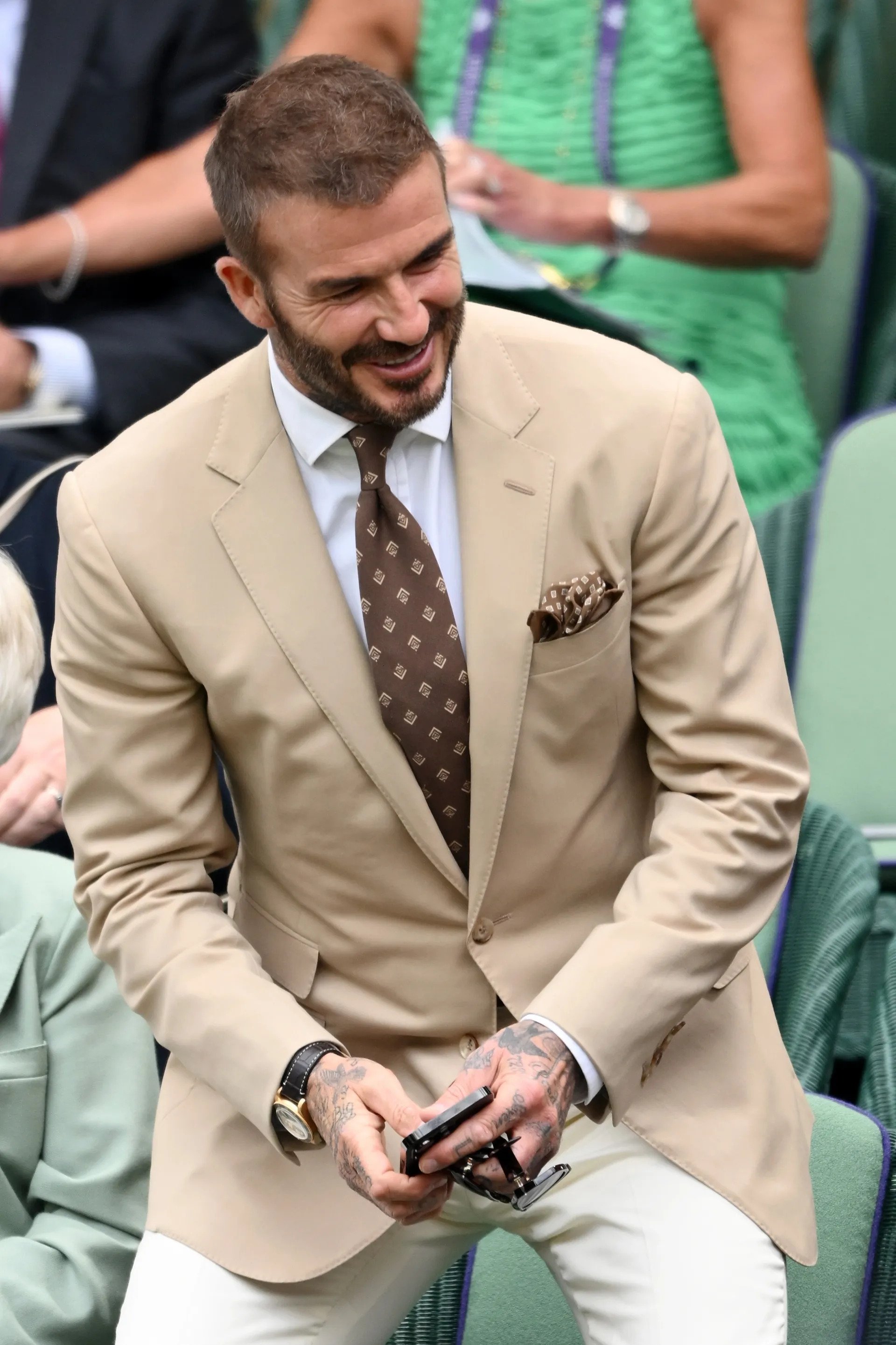 David Beckham is Ralph Lauren öltönyt viselt, a szezon kedvenc árnyalataiban.