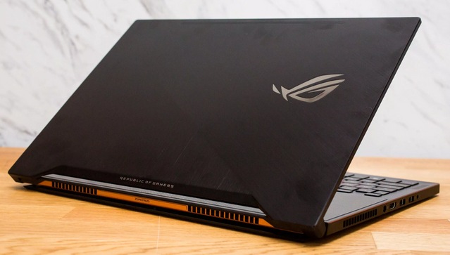 asus rog zephyrus gamer laptop