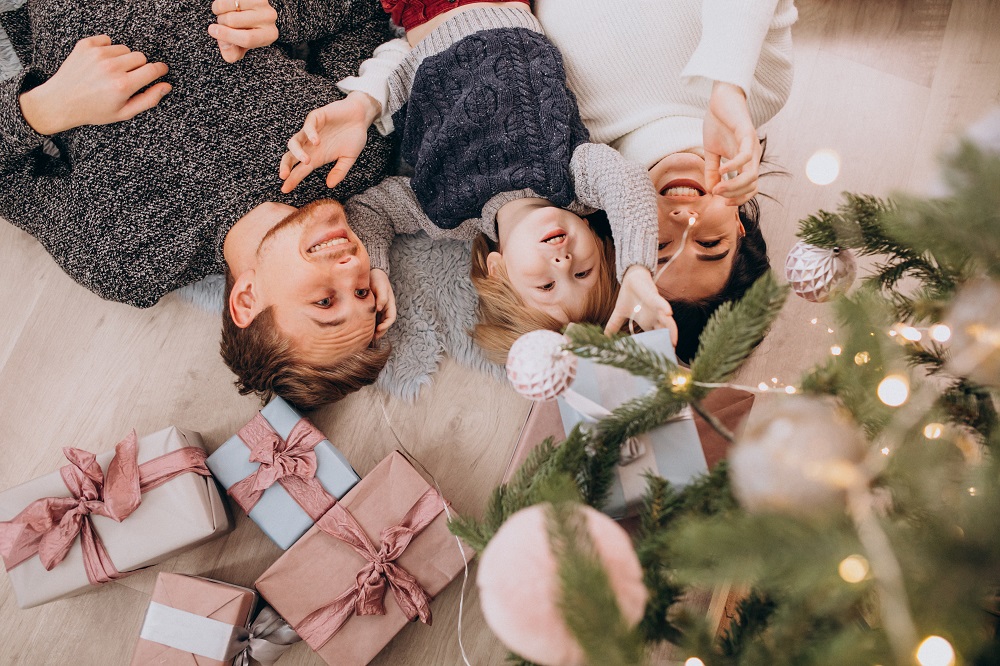 young-family-with-little-son-christmas-tree.jpg