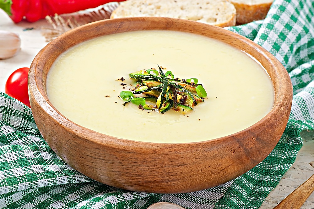 zucchini-cream-soup-with-garlic-chilli.jpg