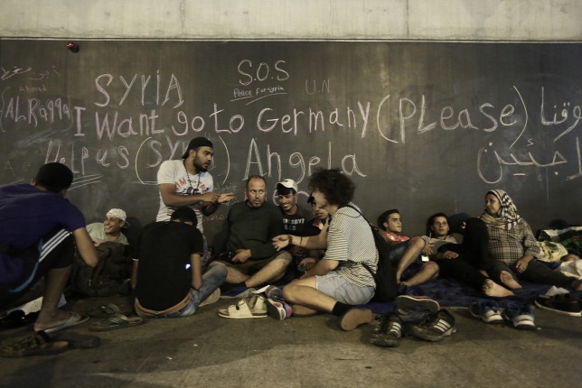 20150902menekult-migrans-keleti-szept2-este1.jpg