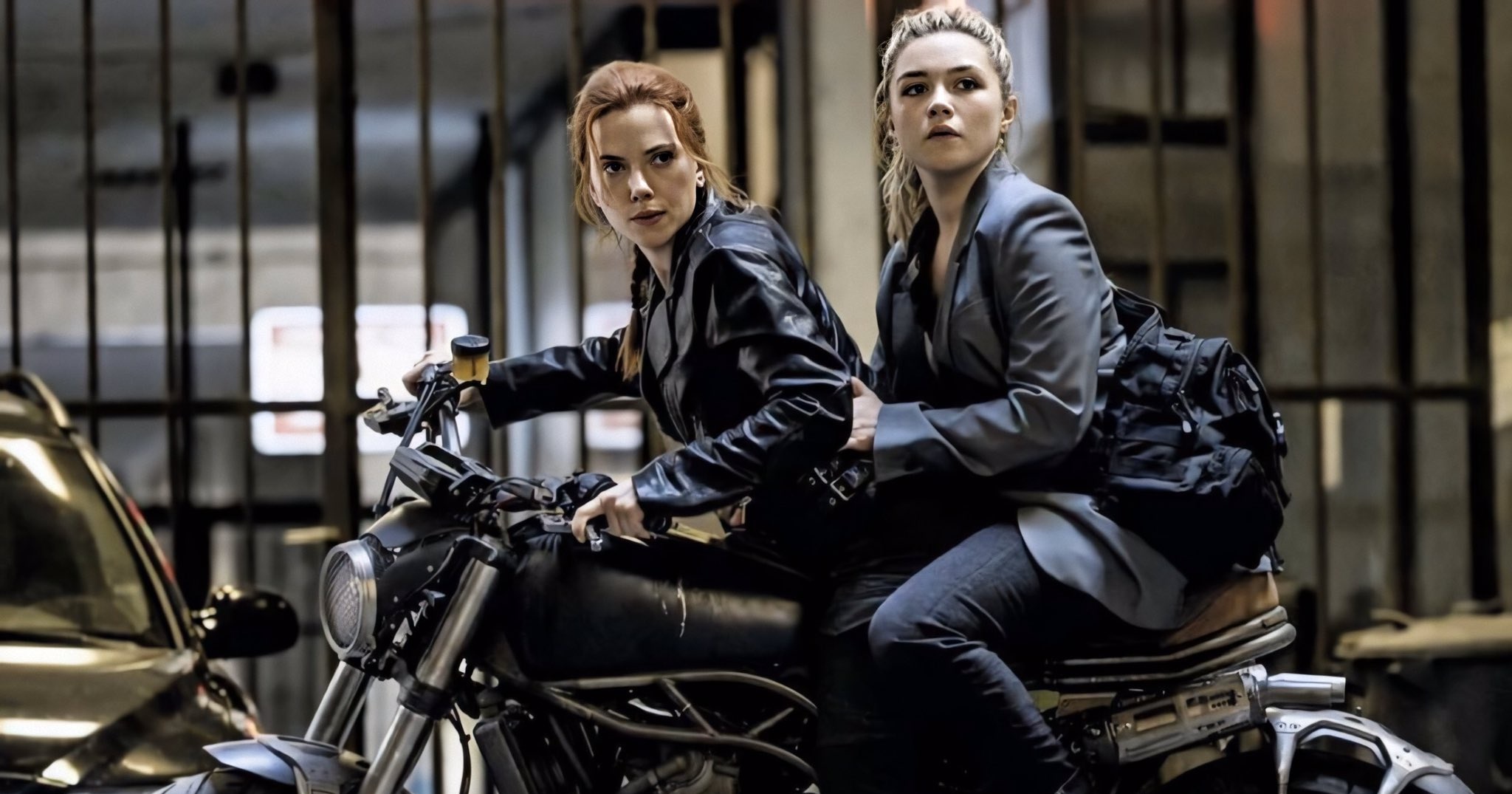 scarlett-johansson-florence-pugh-black-widow.jpg