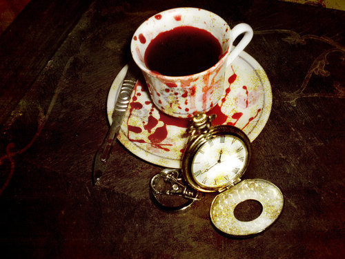 true-bloods-cup-tea--large-msg-130706661632.jpg